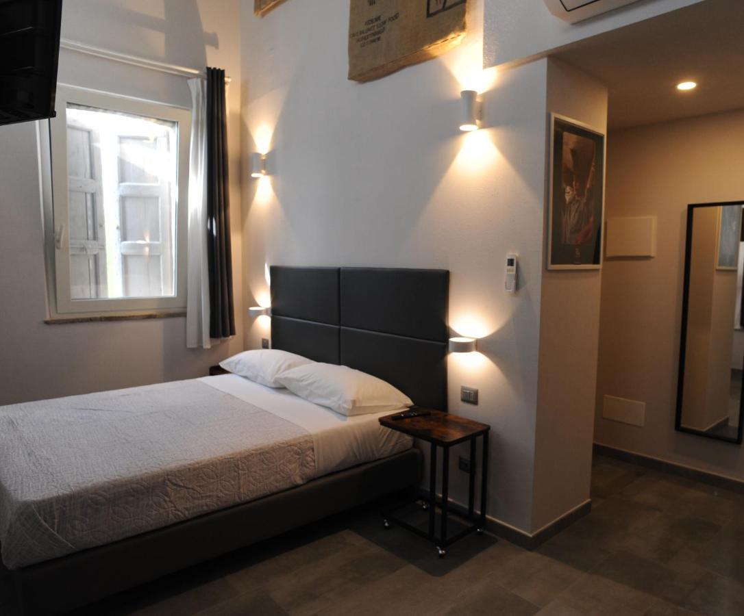 Tlcafe Hospitality Hotell San Secondo Parmense Exteriör bild